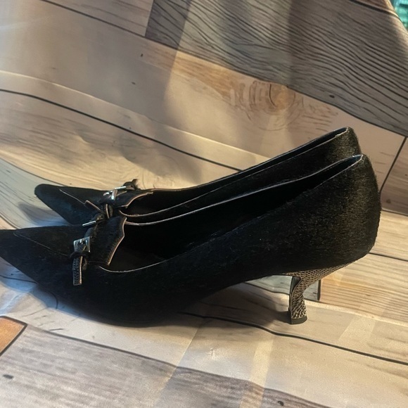 PRADA - Black Buckle Pointed Toe Pony Hair Low Heel Kitten Pumps Sz 40.5 US 10.5 - Picture 5 of 10